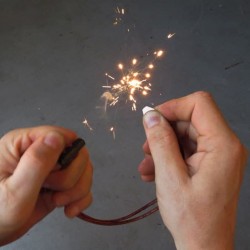 WAZOO - Bushcraft™ Fire Starter Leather Necklace